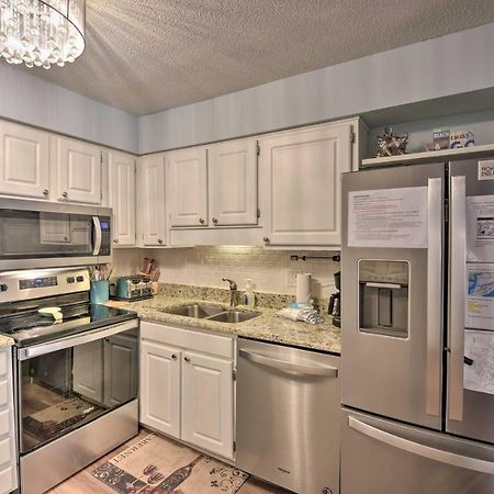 Hilton Head Condo Beach Supplies, Walk To Shore! Гілтон-Гед-Айленд Екстер'єр фото